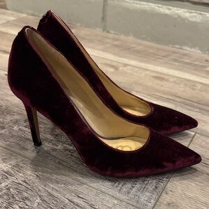 Elegant Burgundy Velvet Pumps